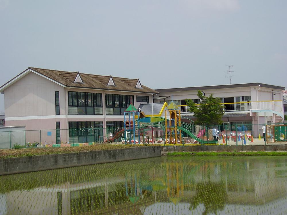 kindergarten ・ Nursery. Hyakushima pick-up of 524m children a happy distance to kindergarten