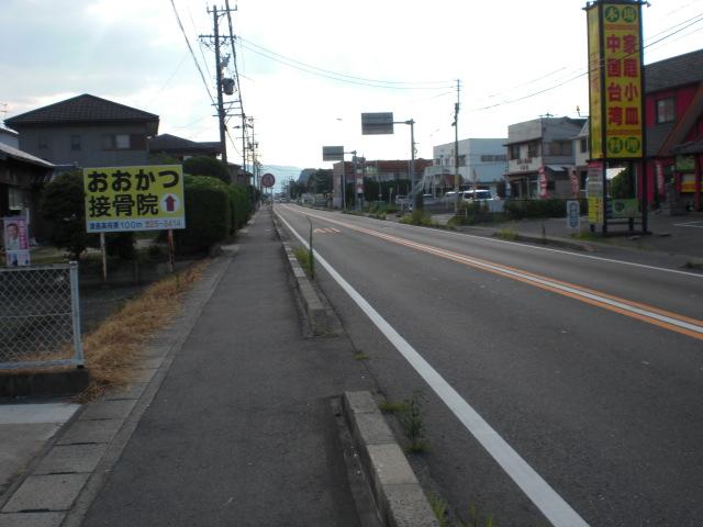 Local photos, including front road. Local (July 2013) Shooting