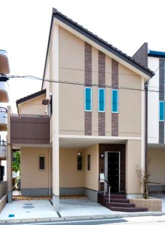 Local appearance photo. (B Building) Floor type: 4LDK + S, Price: 27,800,000 yen, Land area: 114.46 sq m , Building area: 125.54 sq m