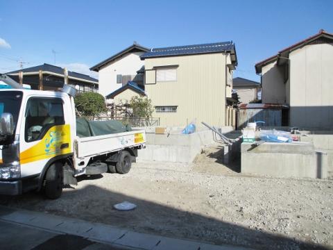 Local appearance photo. Local (12 May 2013) Shooting