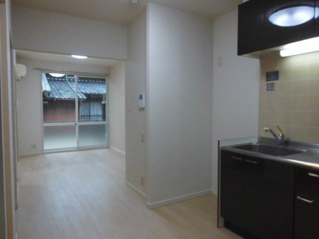 Living and room. Spacious of 11 quires LDK
