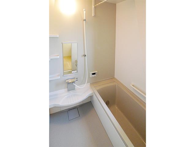 Bathroom. Building C bathroom (06 May 2013 shooting)