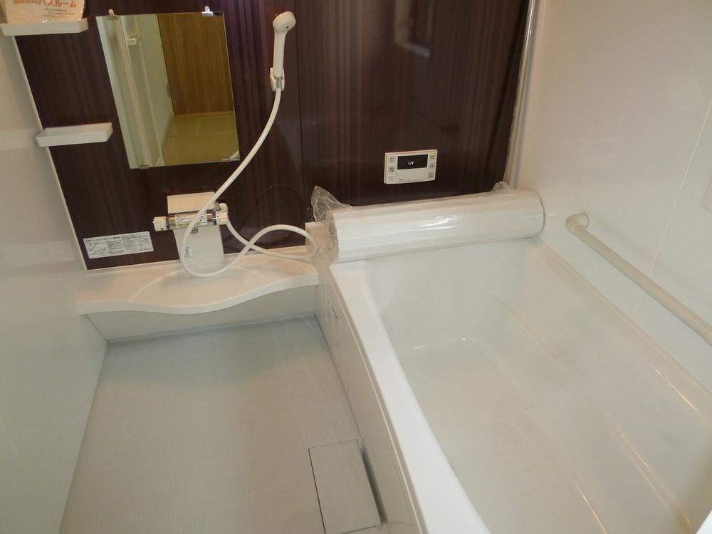 Bathroom. 1 Building ◆ 1 tsubo size ◆ 