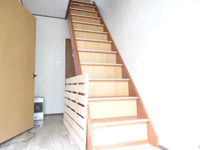 Other room space. To the second floor by the stairs
