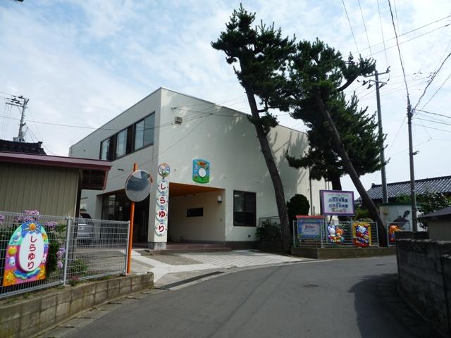 kindergarten ・ Nursery. White lily to nursery school 670m