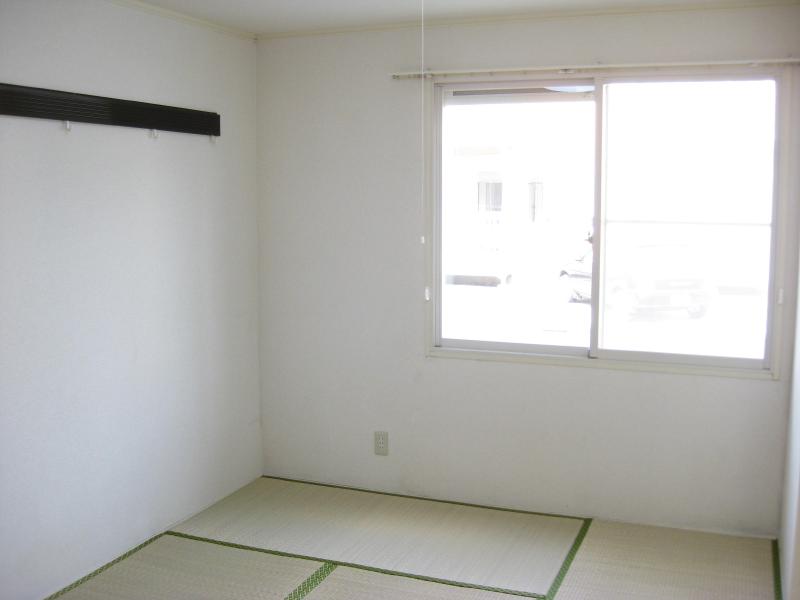 Other room space. Japanese-style room!  ※ The same type