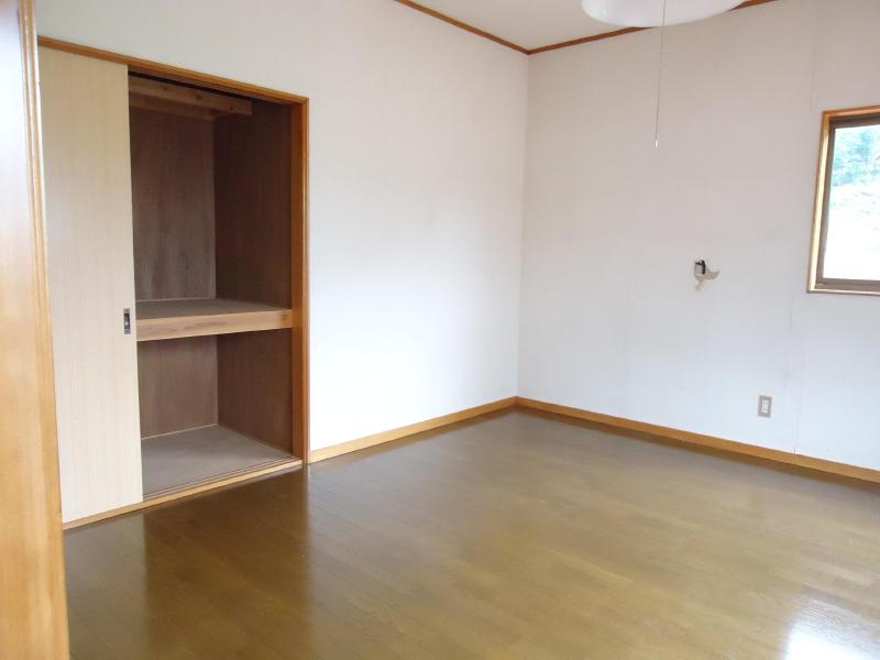 Other room space. 2 Kaiyoshitsu! 