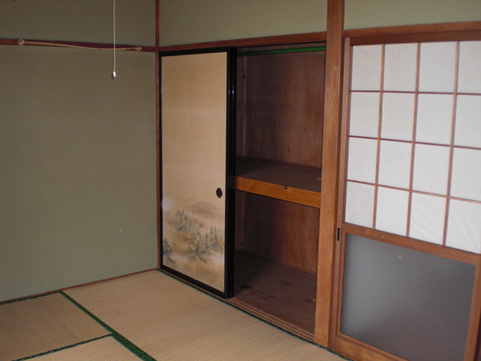 Living and room. Japanese-style room 6 quires With closet