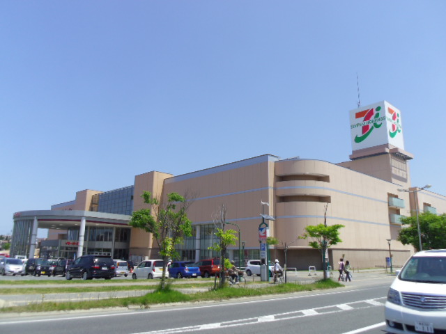 Supermarket. Ito-Yokado Aomori store up to (super) 492m