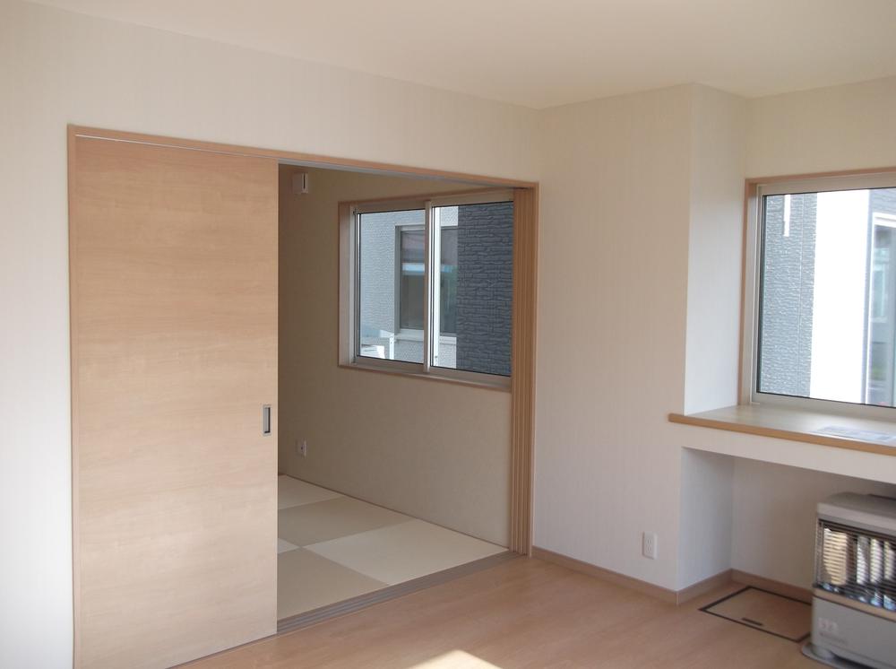 Living. The first floor is, 14.6 Pledge of LDKese-style room (Ryukyu-style tatami)