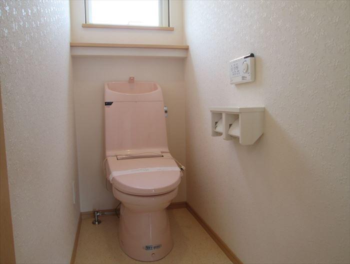 Toilet. Second floor bidet with toilet