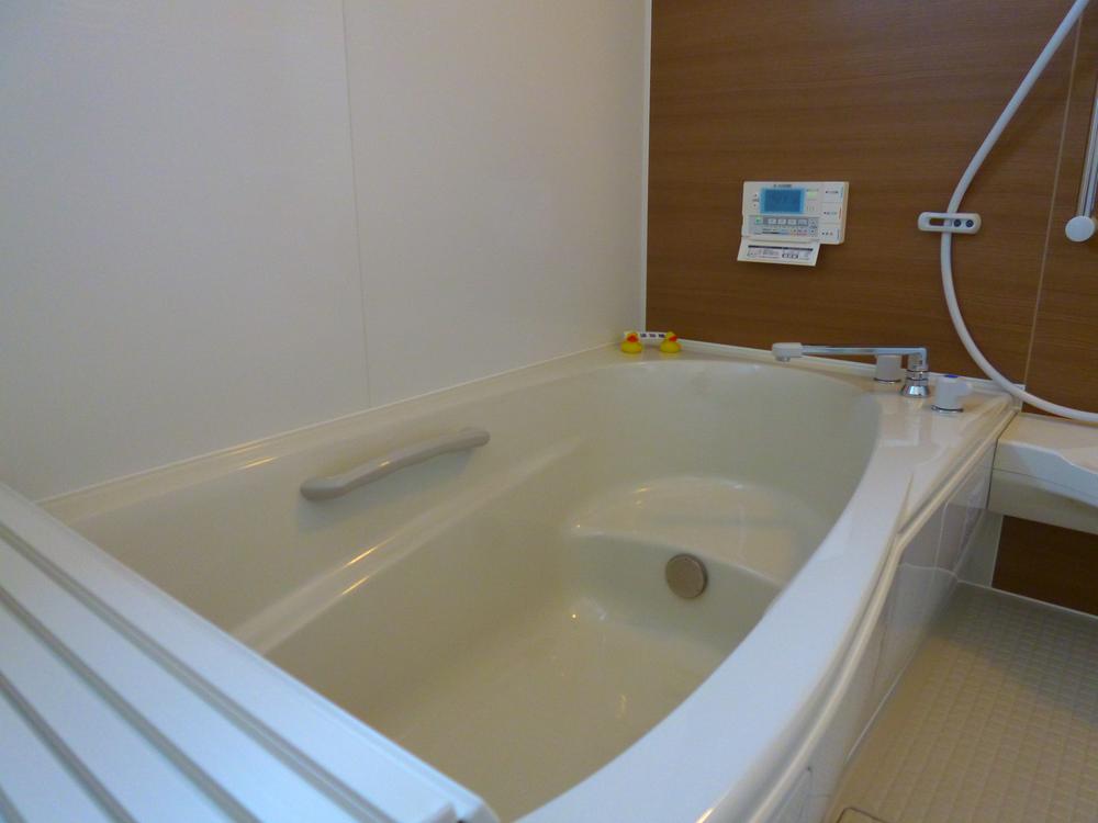 Bathroom. You can comfortably relax stretched out leg in 1 square meters of bathroom.