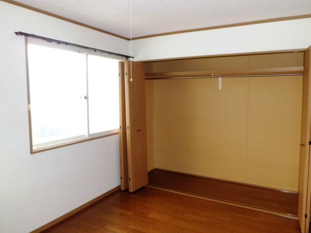 Other room space. One wall is, All closet! Closet does not need