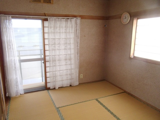 Other room space. 2F Japanese-style room