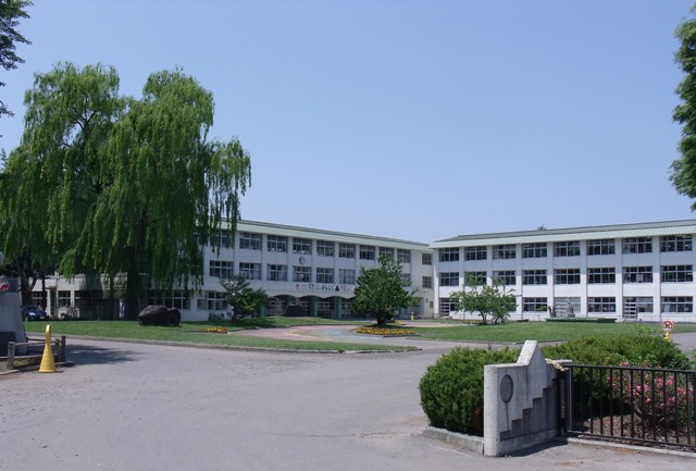 Primary school. 762m to Towada Municipal Kitazono elementary school (elementary school)