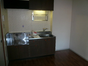 Kitchen.  ☆ Two-burner gas stove installation Allowed