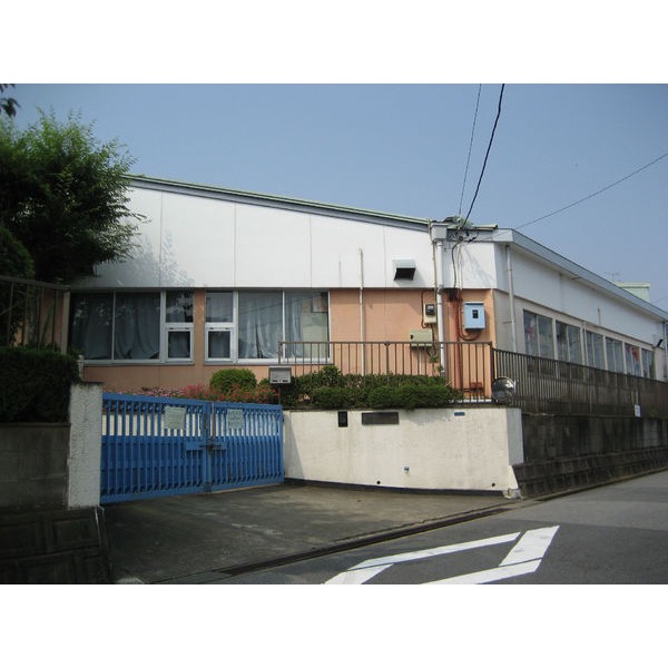 kindergarten ・ Nursery. Edel kindergarten (kindergarten ・ 369m to the nursery)