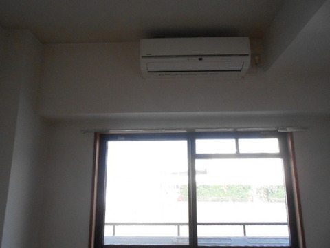 Other. Air conditioning new replaced.