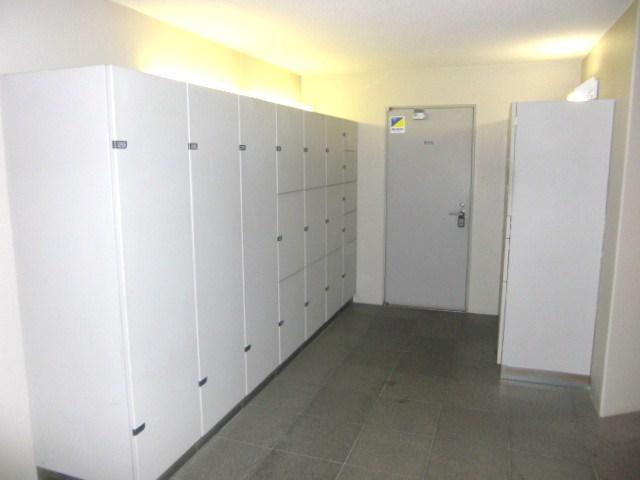 Other common areas. Common areas (home delivery box)