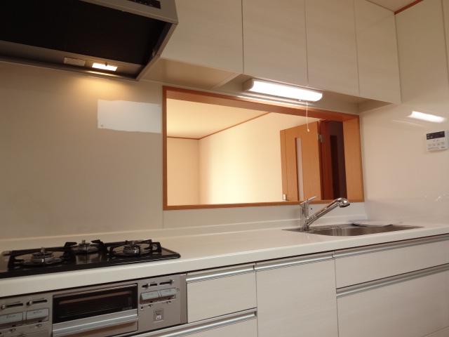 Same specifications photo (kitchen)