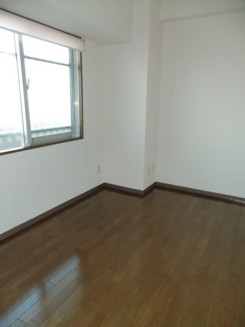 Other room space. New was changed flooring.