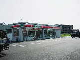 Convenience store. Thanks Abiko Shinki store up (convenience store) 900m