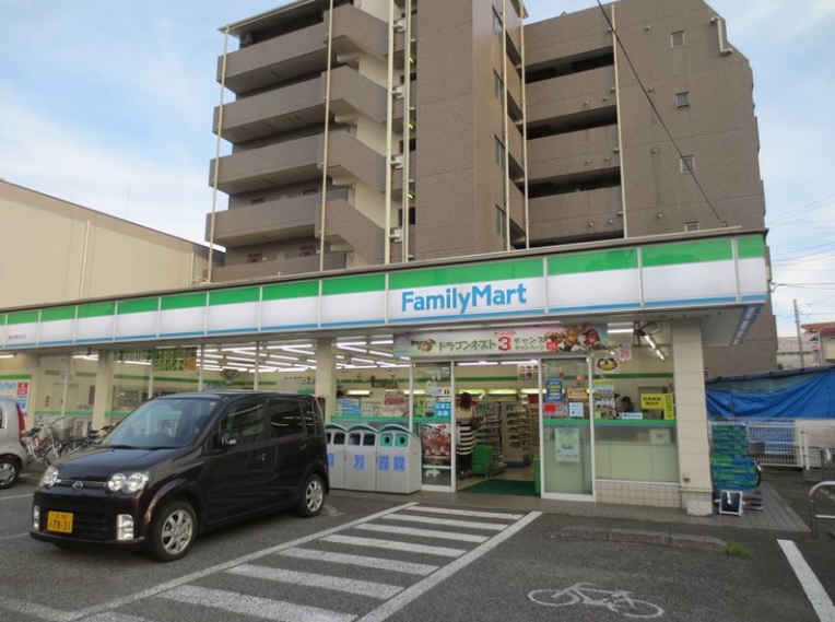 Convenience store. FamilyMart Abiko Station North store up (convenience store) 163m