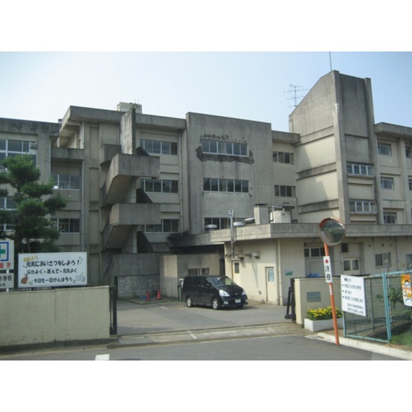 Primary school. 759m to Abiko Municipal Koyasan elementary school (elementary school)