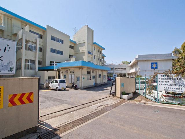 Primary school. Abiko Municipal Koyasan to elementary school 777m