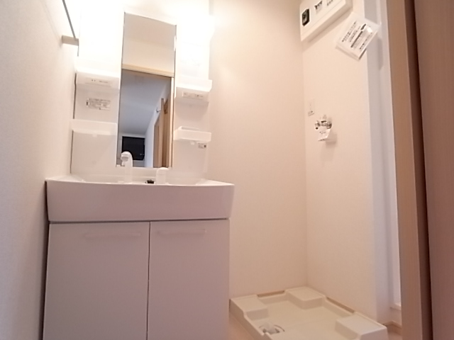 Washroom. Wash dressing room ・ Shampoo dresser