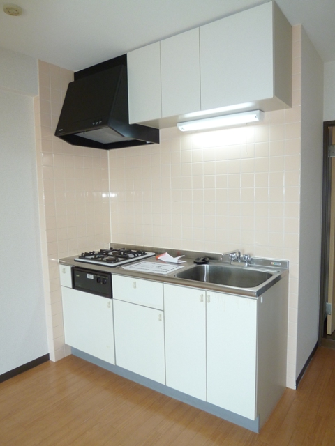 Kitchen. Same property ・ For indoor photo of another room