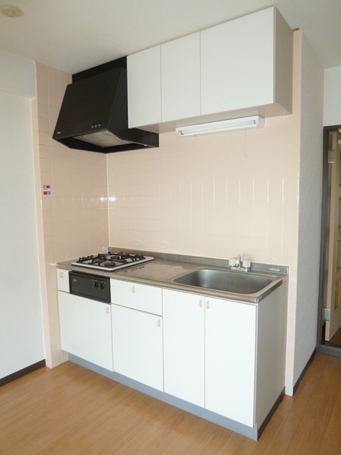 Kitchen. Same property ・ For indoor photo of another room