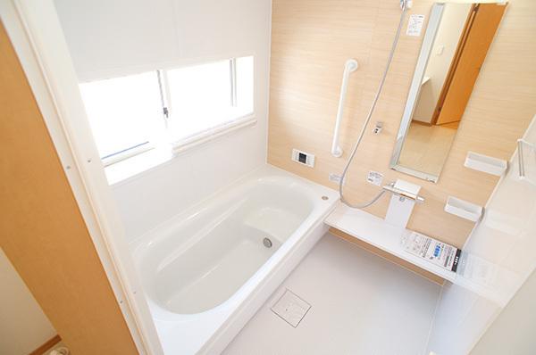 Bathroom. 1 Building