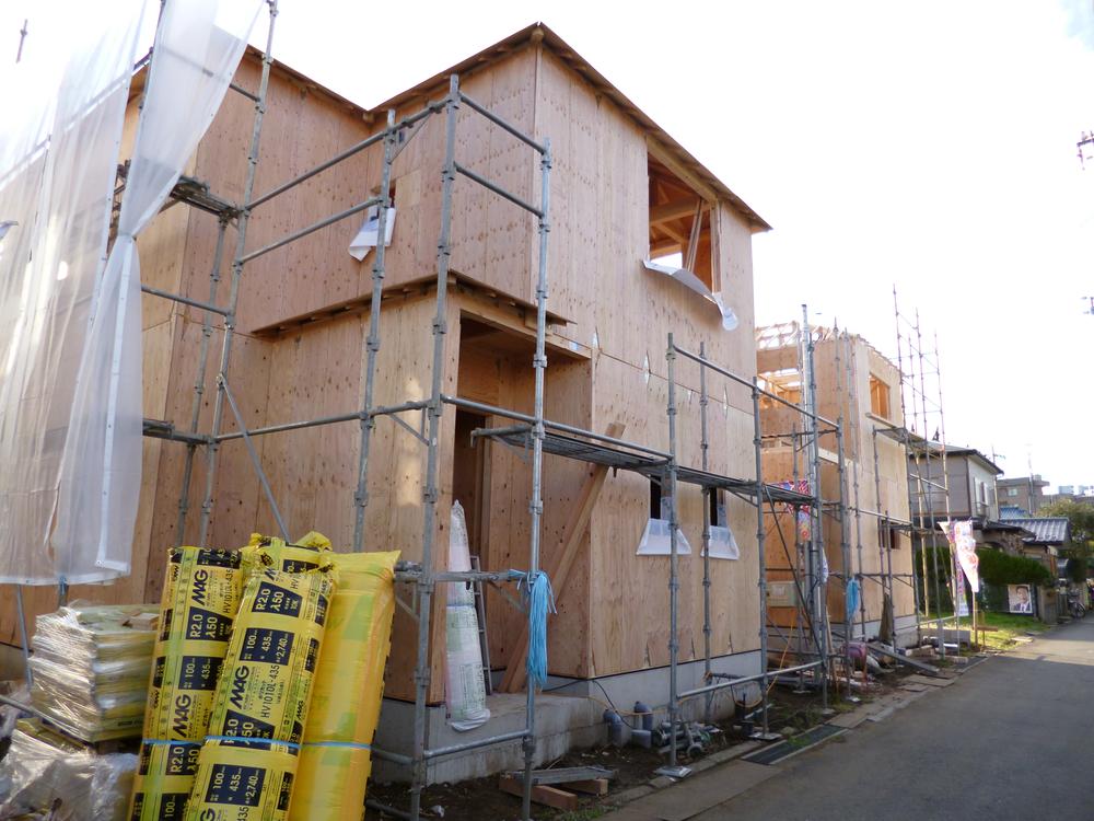 Local appearance photo. Local (12 May 2013) Shooting