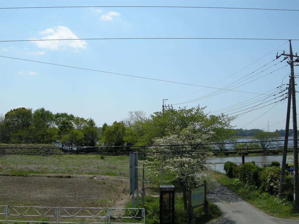 Garden. Overlooking the Teganuma than Roof Garden