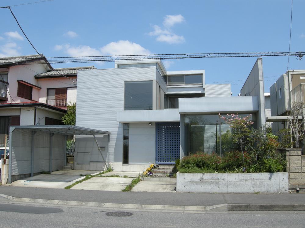 Local appearance photo