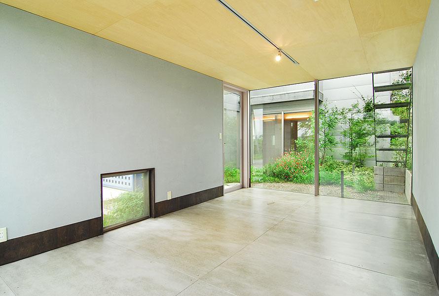 Non-living room. 1F gallery