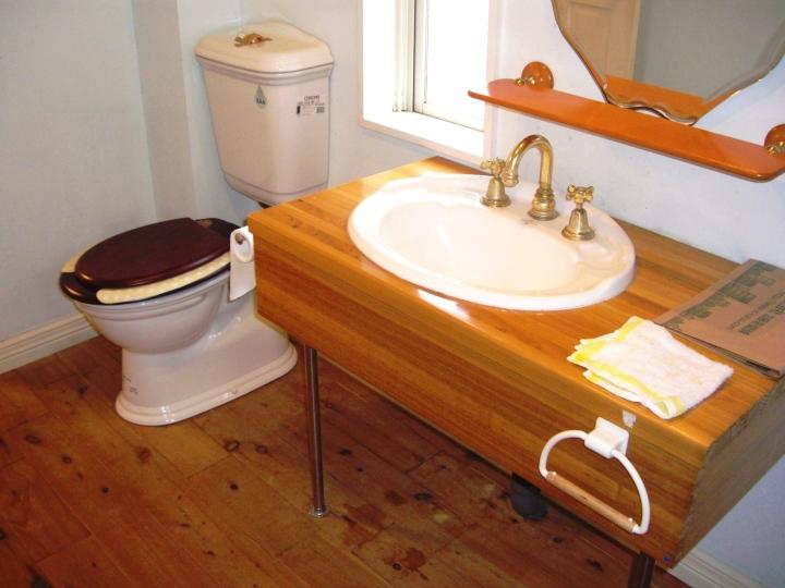 Toilet. Indoor (11 May 2013) Shooting
