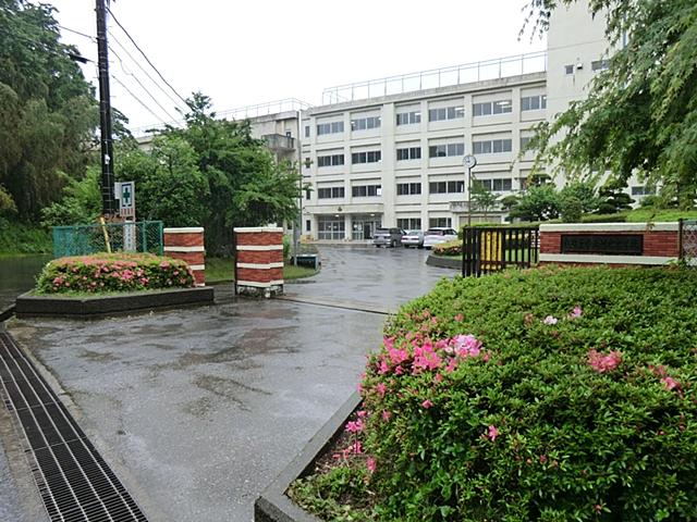 Junior high school. Abiko 2324m to stand Hubei Junior High School