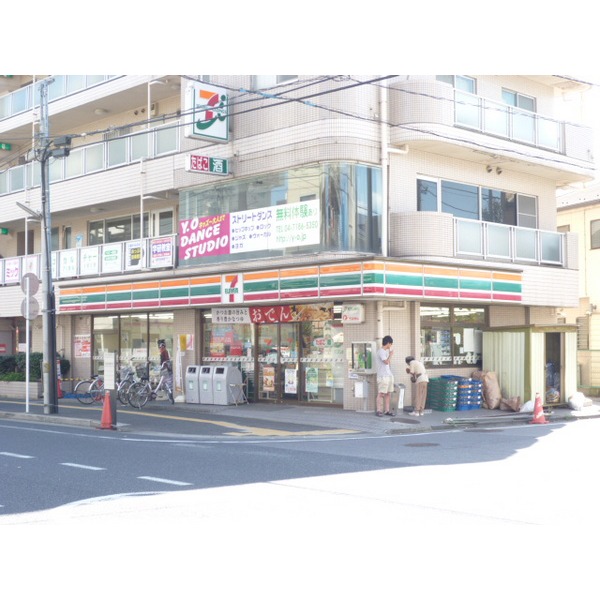 Convenience store. Seven-Eleven Abiko Hakusan store up (convenience store) 517m