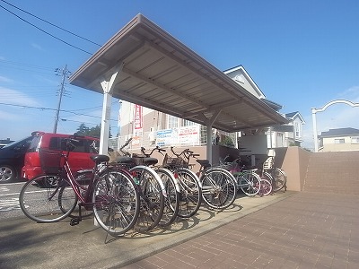 Other common areas. Parking Space Available roofed ・ Bike consultation