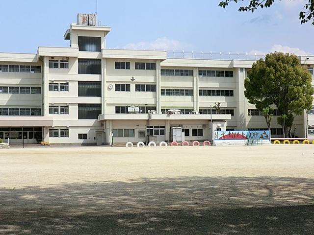 Other. Hubei Taitung elementary school 300m