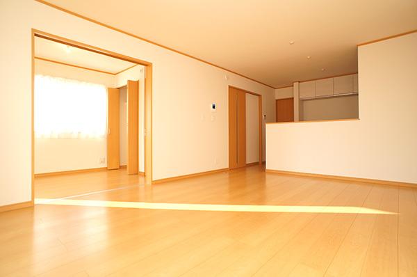 Living. Conversation of your family is lively, Open-minded LDK Indoor (11 May 2013) Shooting 1 Building