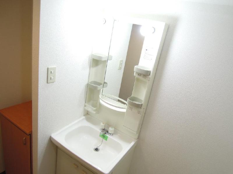 Washroom. You can also shortened preparation time in a separate wash basin equipped