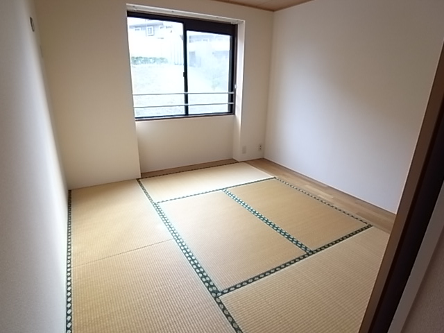 Other. Japanese-style room of the housing is also wide ☆