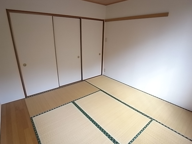 Other. It is still Japanese-style room for Japanese ☆