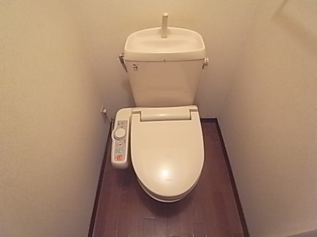 Other. Washlet equipped