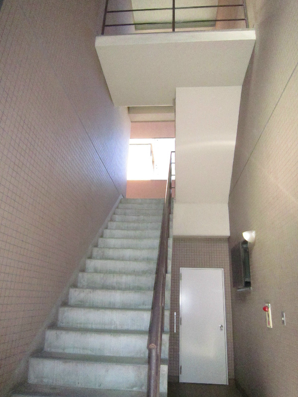 Other common areas. Staircase