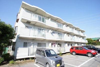 Building appearance. Reinforced Concrete ・ Beautiful appearance