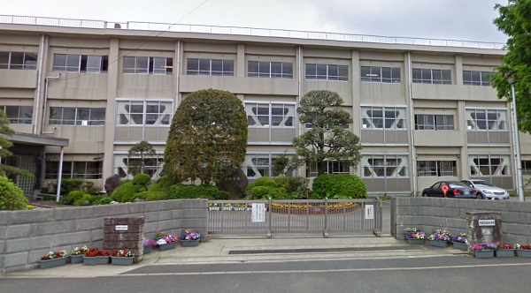 Primary school. 7024m until the raw beach elementary school (elementary school)